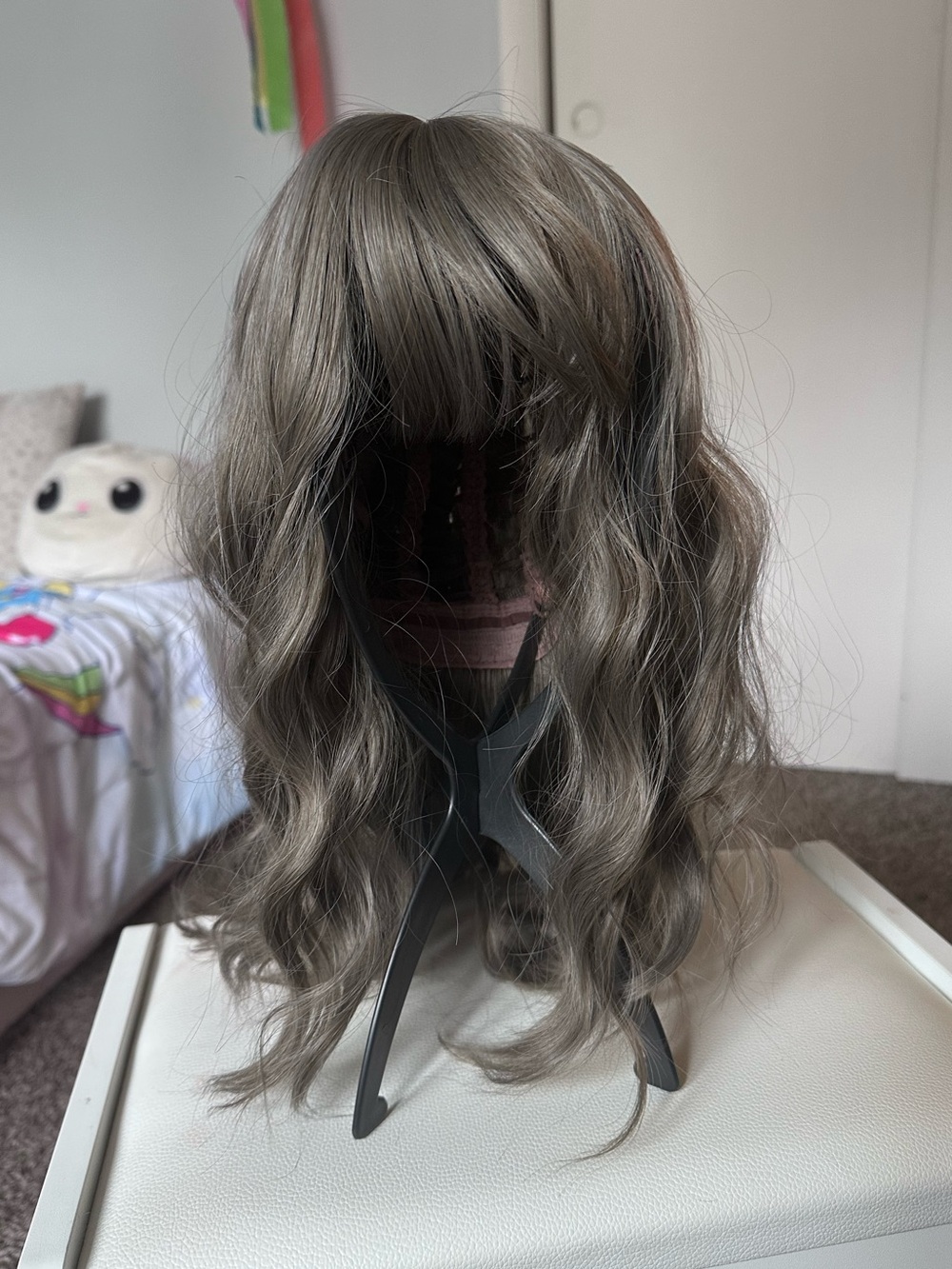 Gray Wavy Synthetic Wig with Bangs